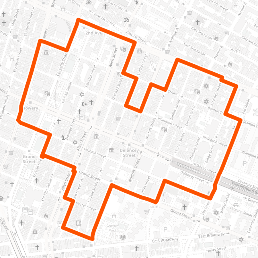 A heart-shaped running route drawn along real streets of Manhattan's Lower East Side